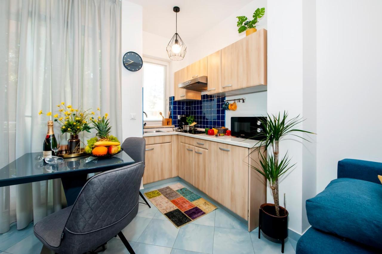 F&R Apartments II Rovinj Bagian luar foto